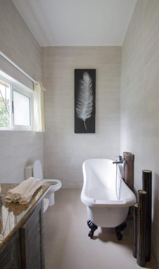 Le Comfort Anse Royale